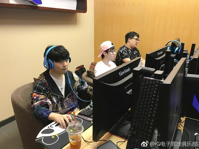 歌词中的
