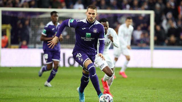 生活于边缘 生活于边缘