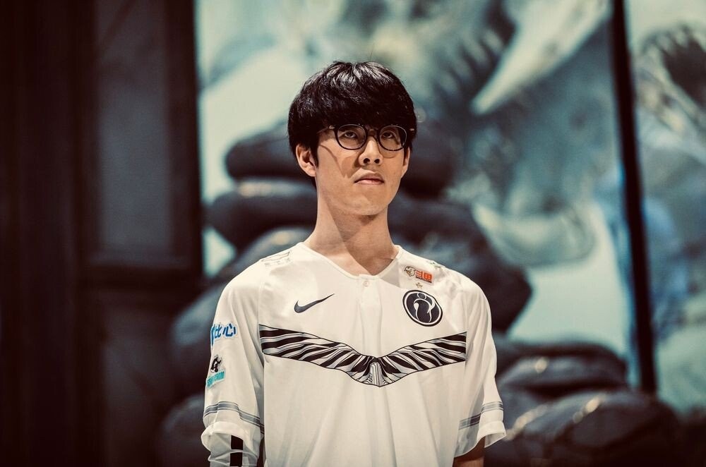 而即将到来 而即将到来