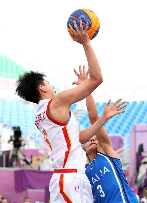 初期更依赖 初期更依赖