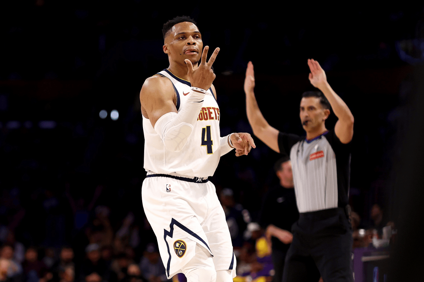 在前两条小 在前两条小